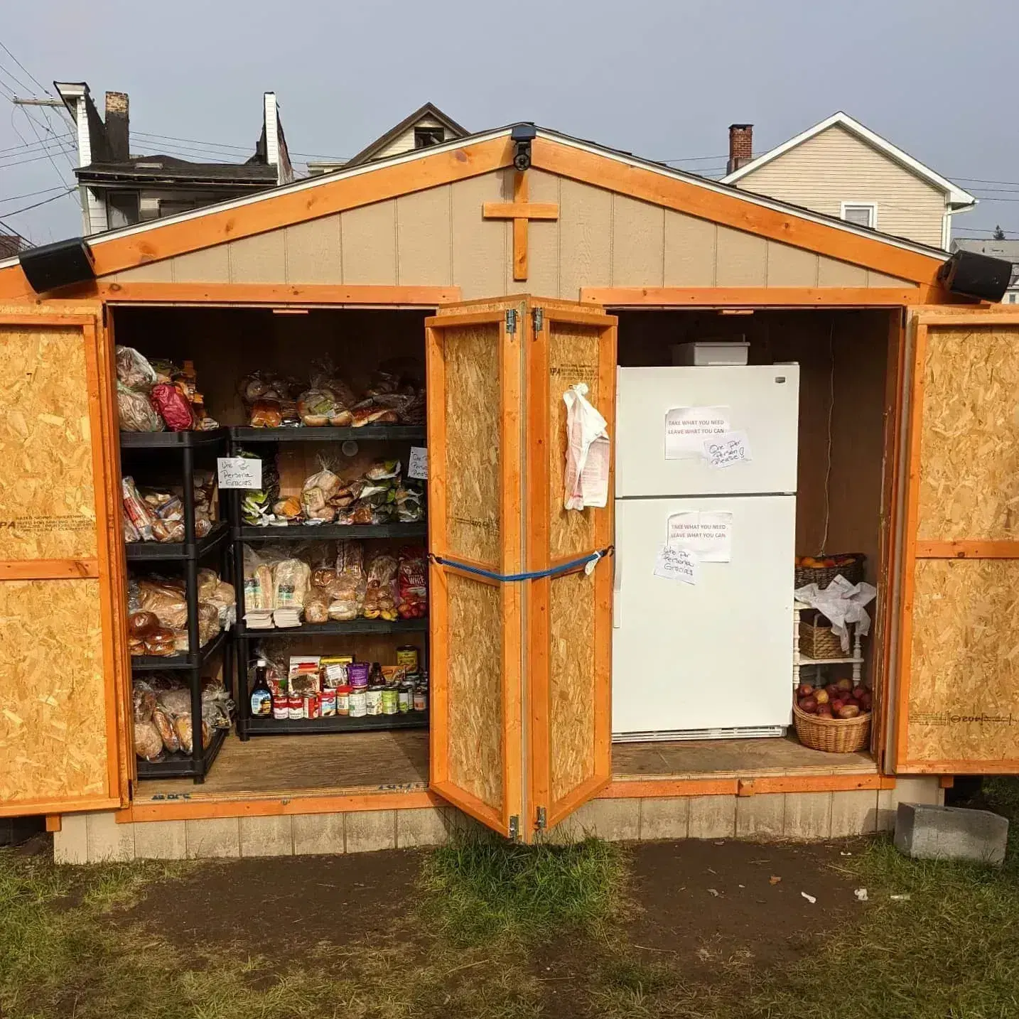 Picture of the fridge